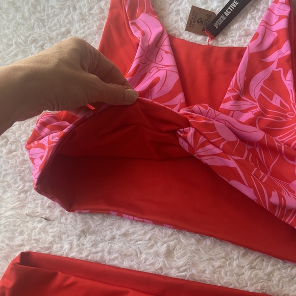 VS Pink Swim / Gym Set Reversible Bikini Shortie Bathing Suit 2 Sport Bra Large - Picture 2 of 8
